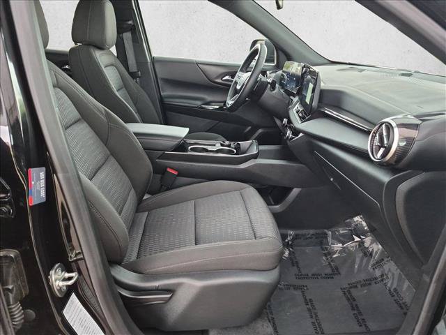 Used 2026 Chevrolet Equinox LT AWD/4WD image 21