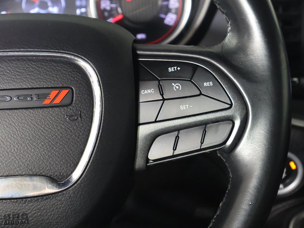 Used 2019 Dodge Challenger SXT image 31