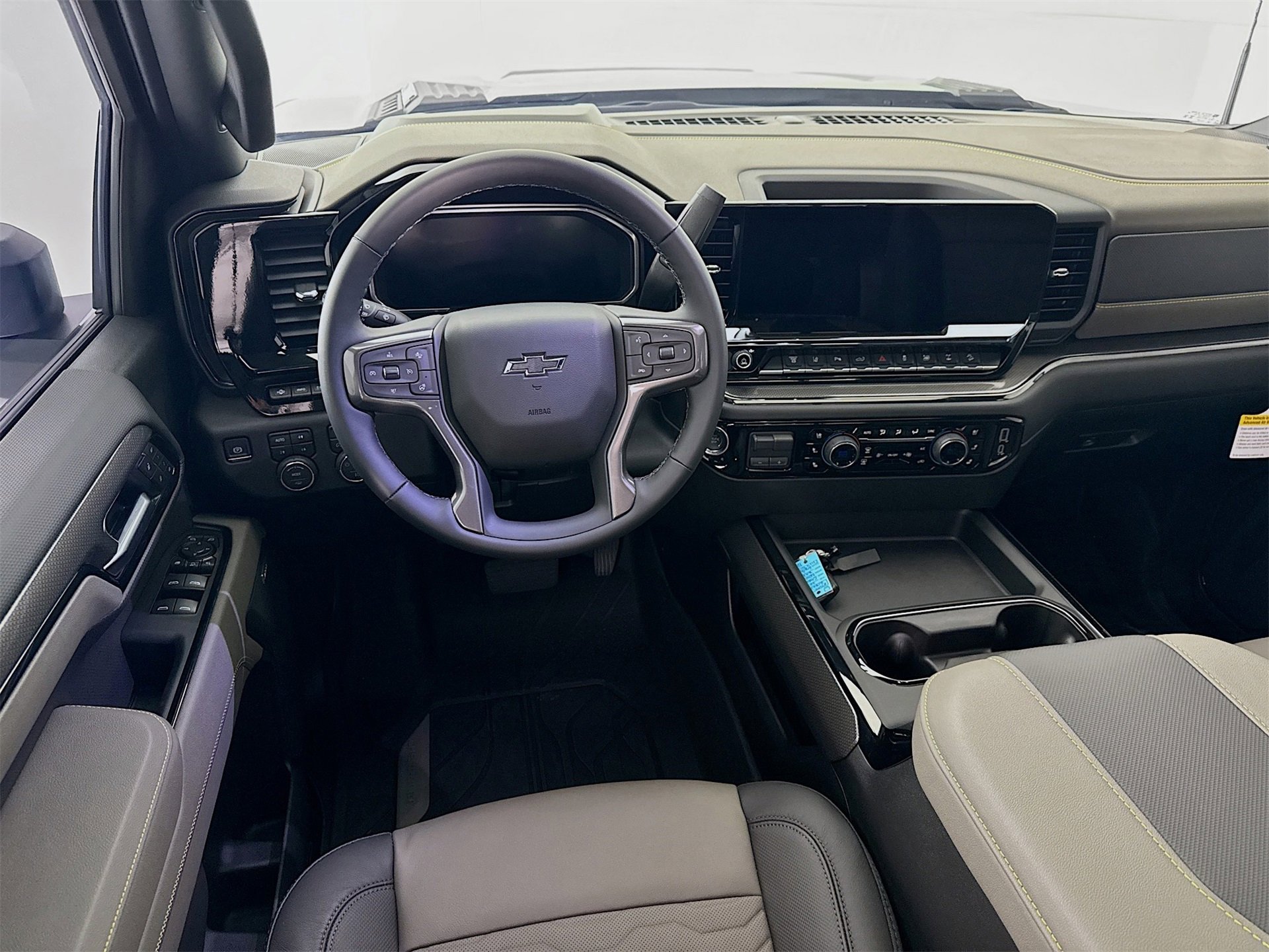 Used 2026 Chevrolet Silverado 2500 ZR2 image 25