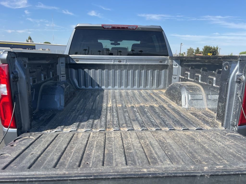 Used 2020 Chevrolet Silverado 1500 Custom w/ Custom Value Package RWD image 10