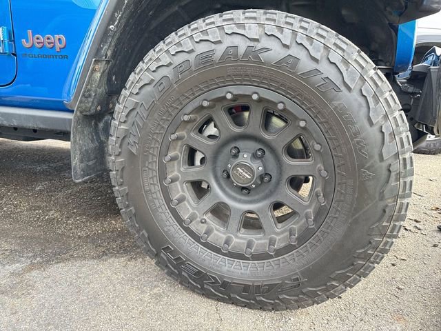 Used 2023 Jeep Gladiator Rubicon w/ Cold Weather Group image 5