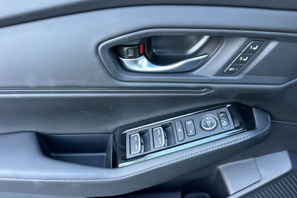 New 2026 Honda Accord Touring image 11