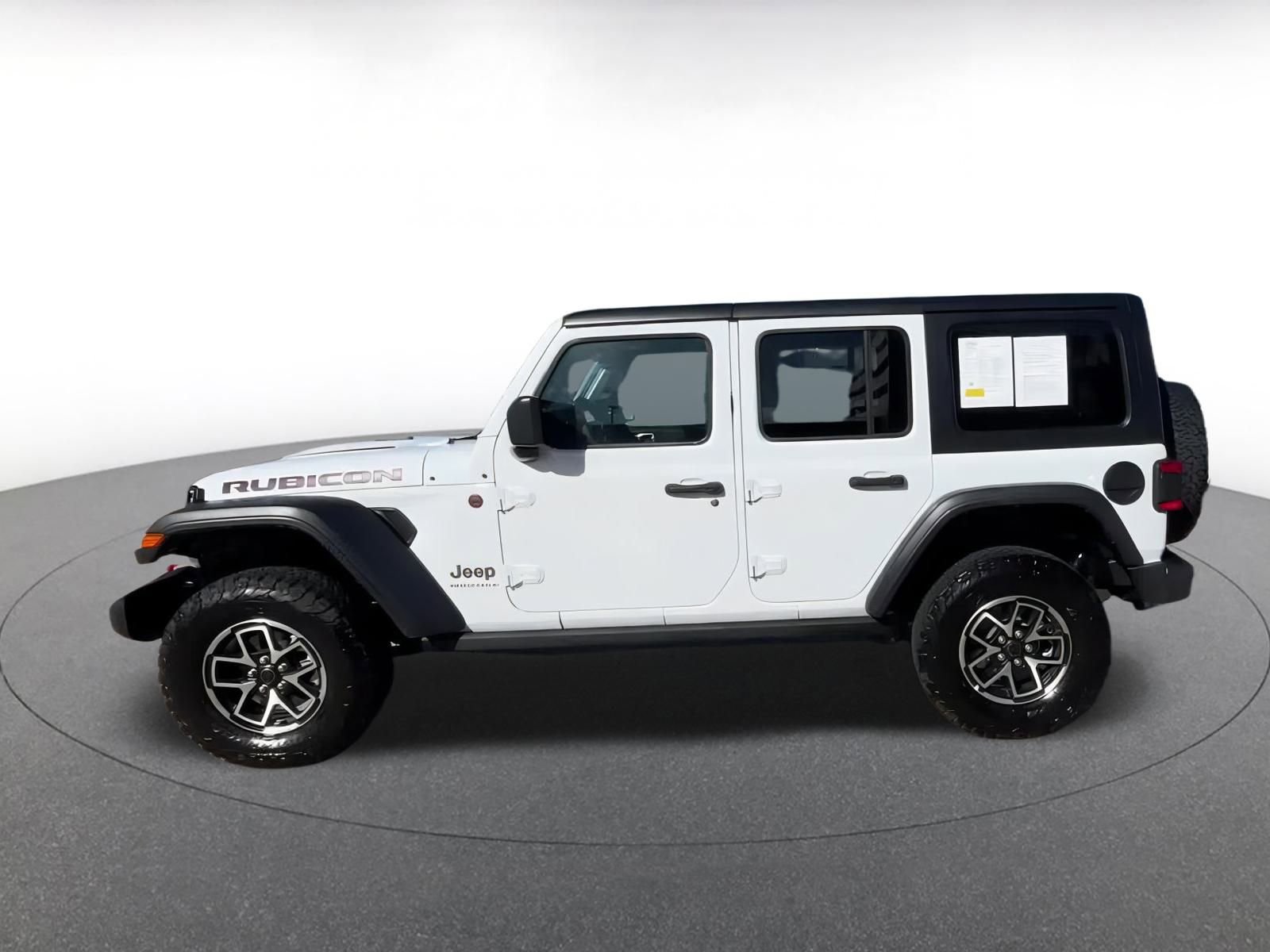 Used 2025 Jeep Wrangler Unlimited Rubicon image 9