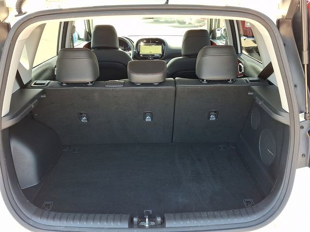 Used 2021 Kia Soul Turbo FWD image 24