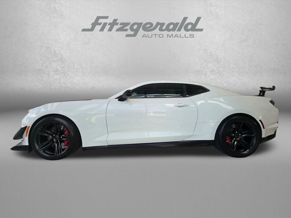Used 2020 Chevrolet Camaro ZL1 RWD image 5