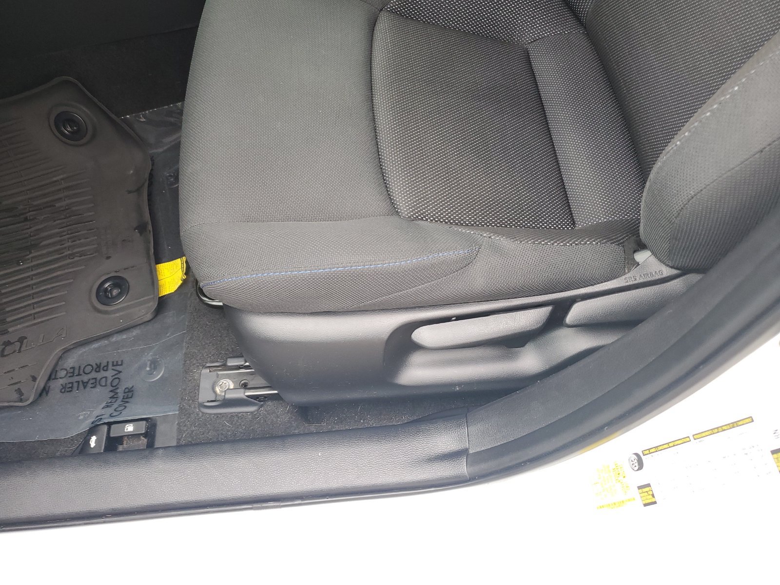 Certified 2021 Toyota Corolla SE FWD image 18