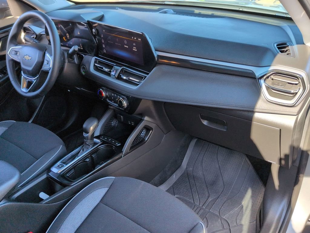 Certified 2026 Chevrolet TrailBlazer LT w/ LT Cold Weather Package image 23