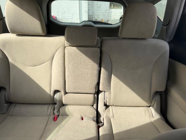 Used 2012 Toyota Prius V Two image 31
