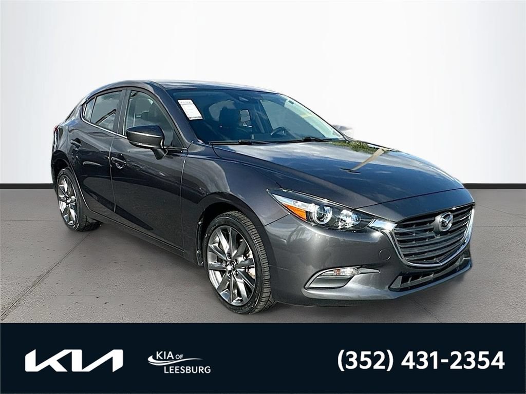 Used 2018 MAZDA MAZDA3 Touring FWD video 1