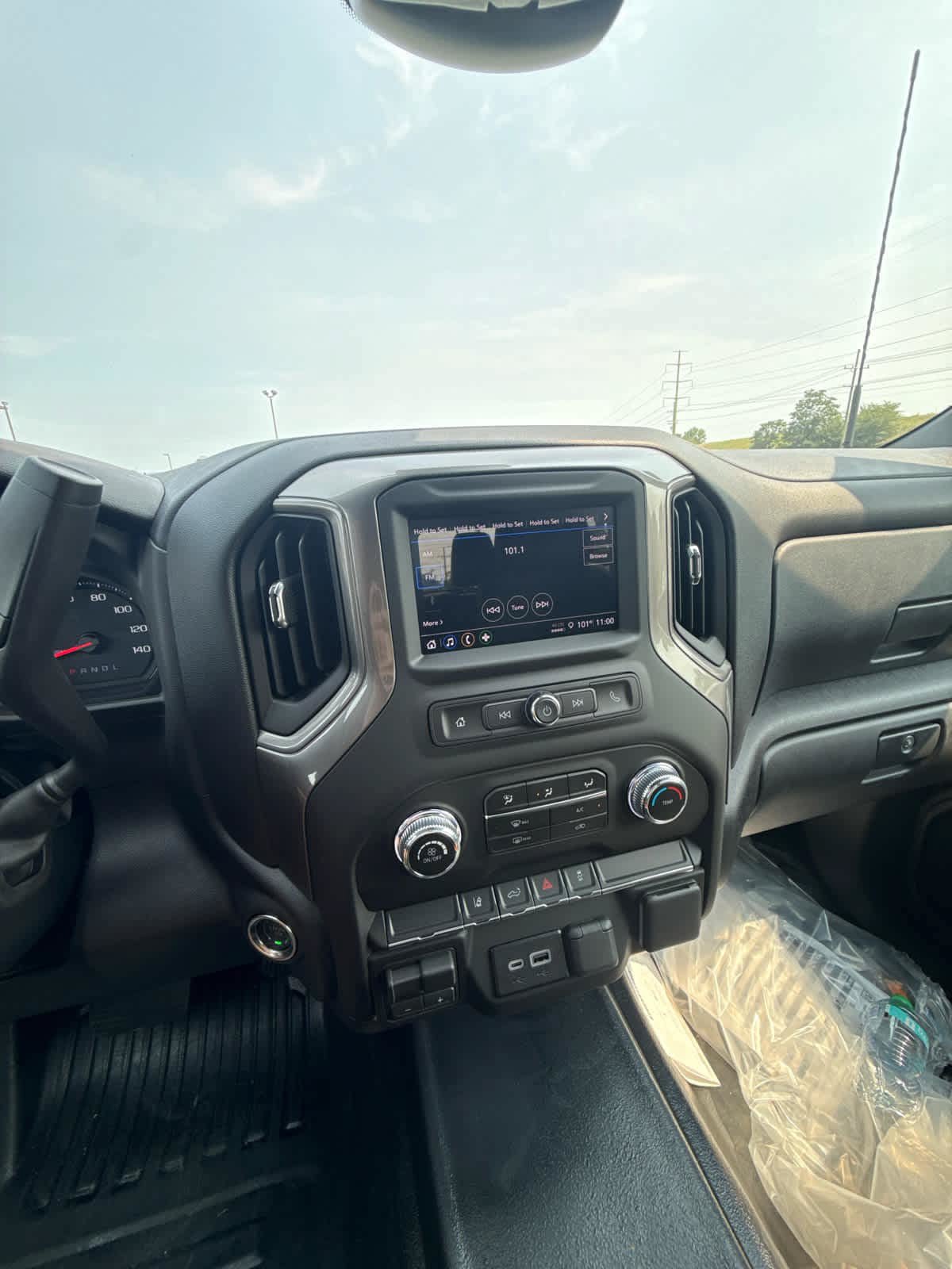 New 2026 GMC Sierra 2500 Pro w/ Convenience Package AWD/4WD image 35