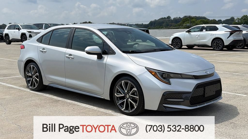 Used 2022 Toyota Corolla SE FWD image 1