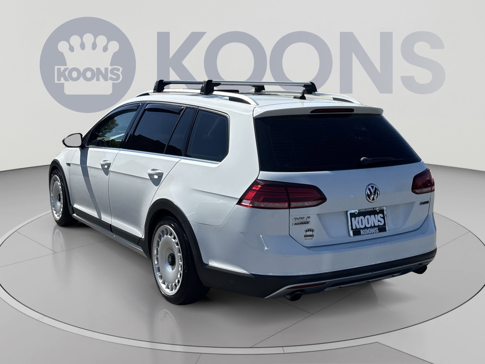 Used 2019 Volkswagen Golf Alltrack SE AWD/4WD image 4