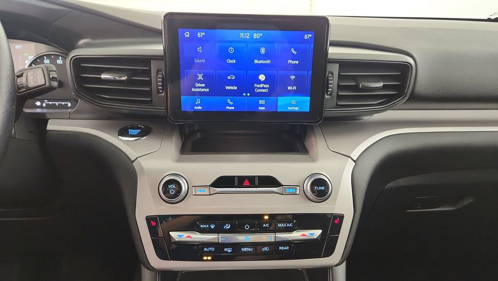 Used 2023 Ford Explorer XLT AWD/4WD image 13