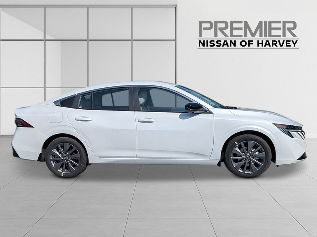 New 2026 Nissan Sentra SL w/ Floor Mat Package image 5