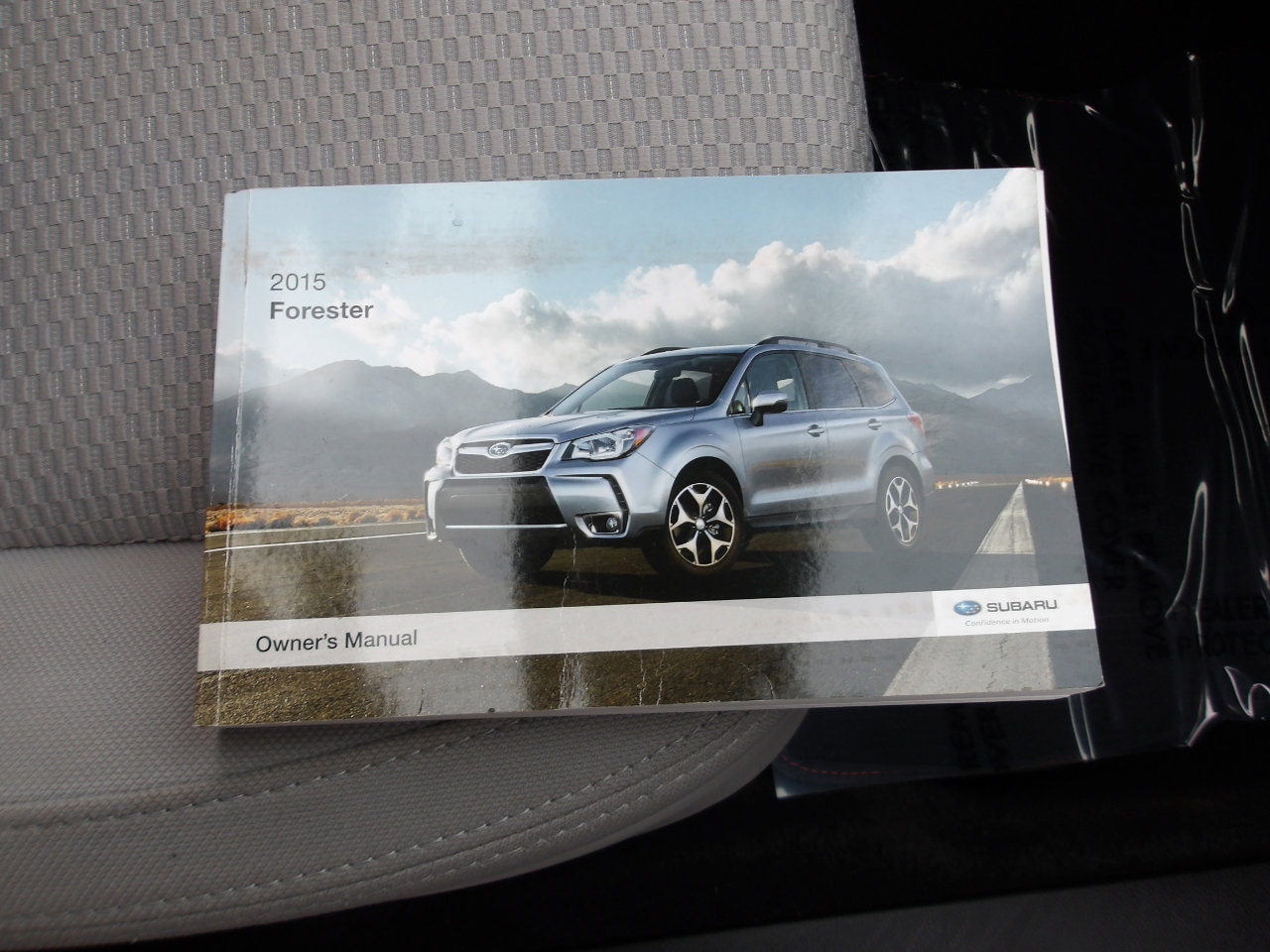 Used 2015 Subaru Forester 2.5i Premium w/ All-Weather Package image 27