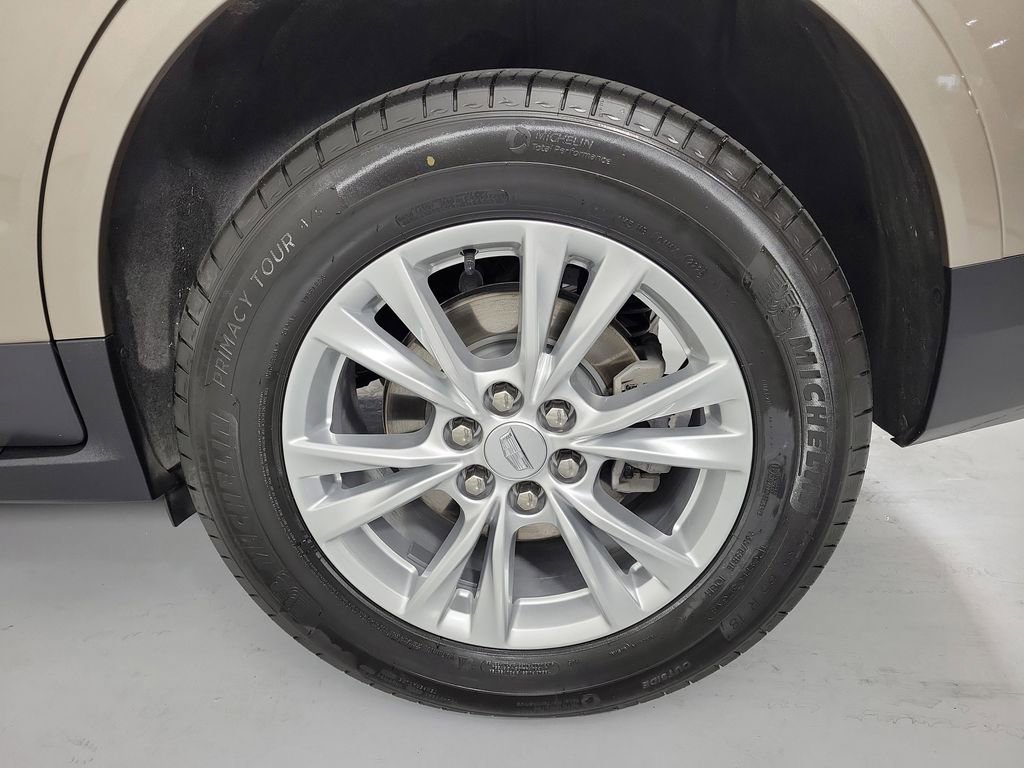 Used 2023 Cadillac XT5 Luxury FWD image 8