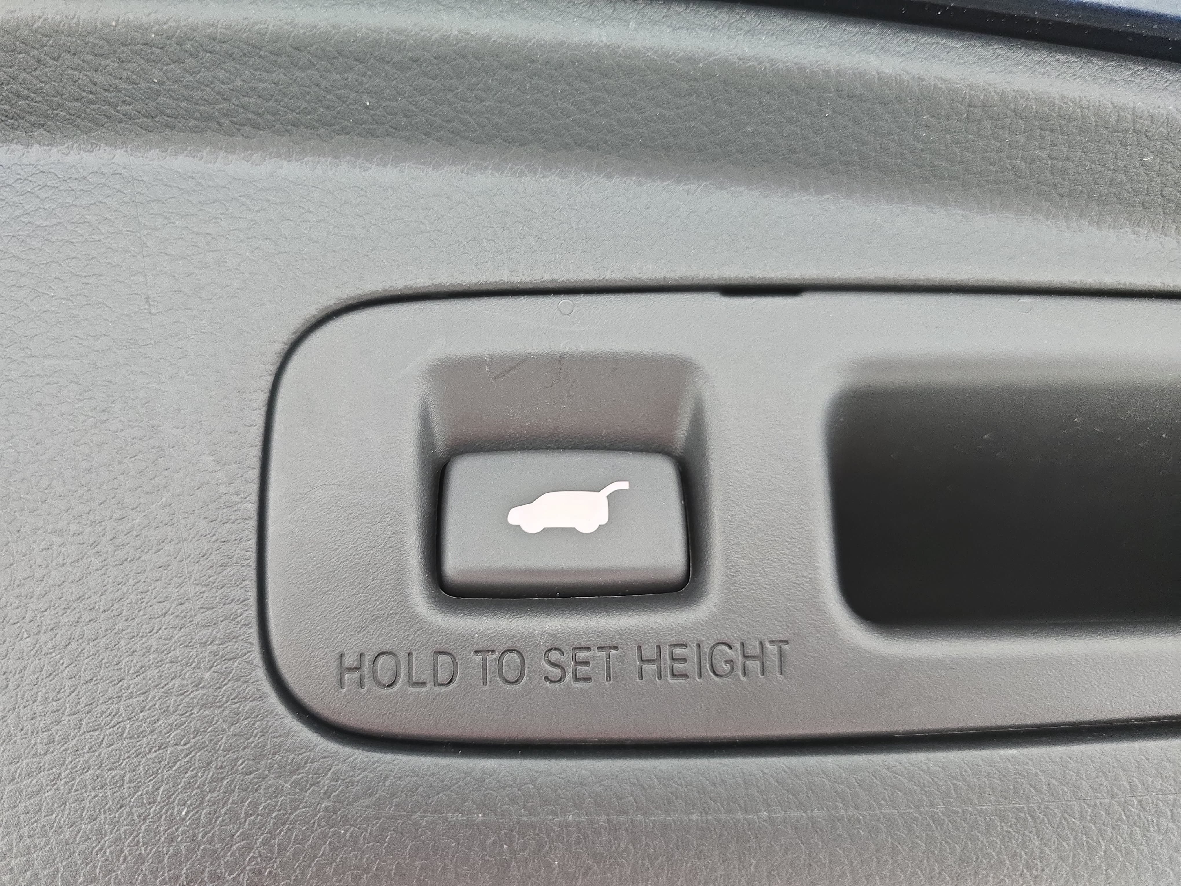 Used 2024 Honda CR-V EX-L image 13
