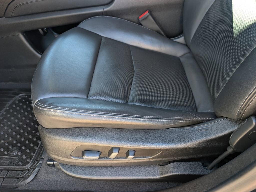 Certified 2022 Cadillac XT5 Premium Luxury w/ Technology Package image 13