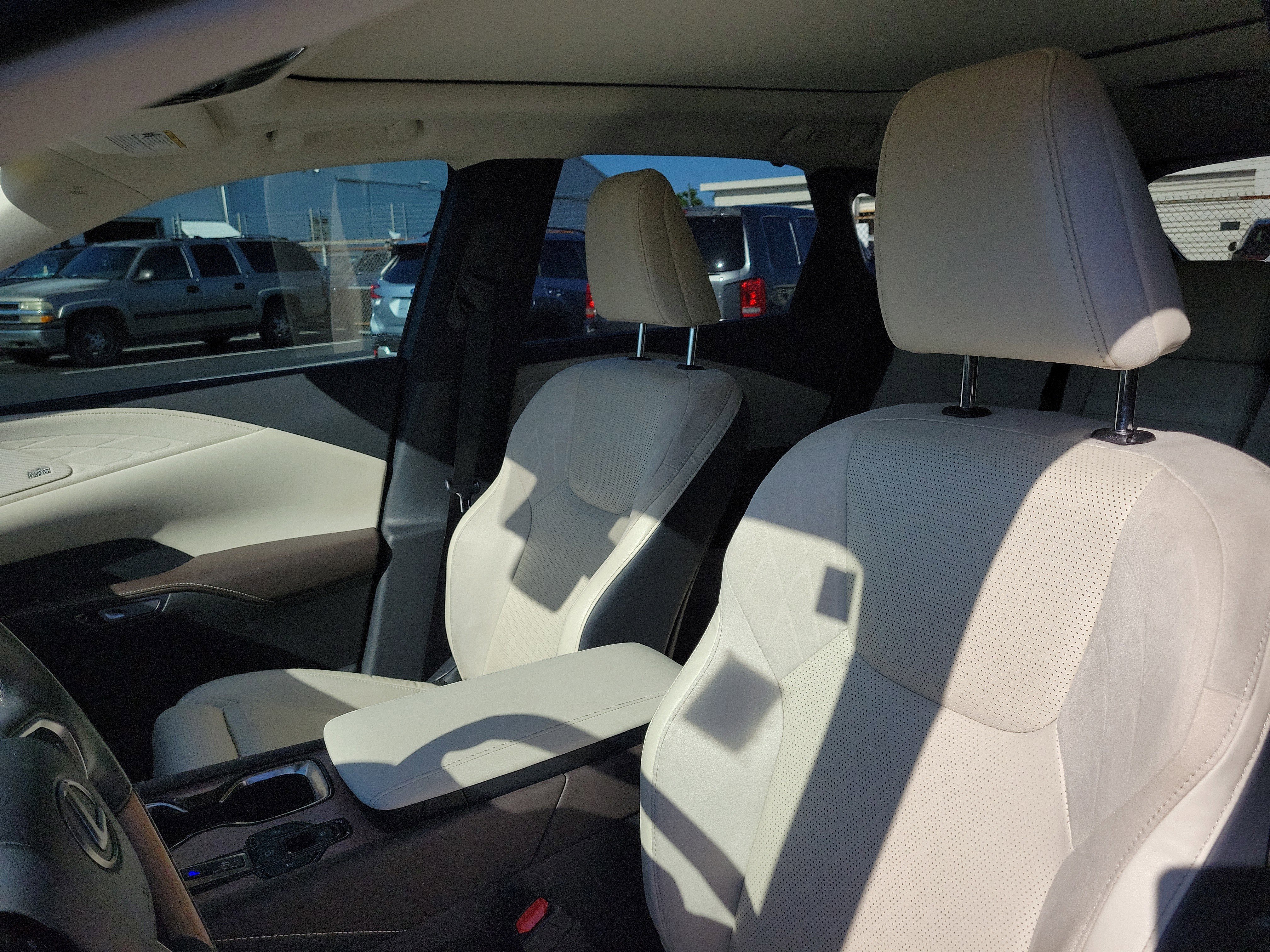 Used 2023 Lexus RX 350 w/ Cold Area Package FWD image 21