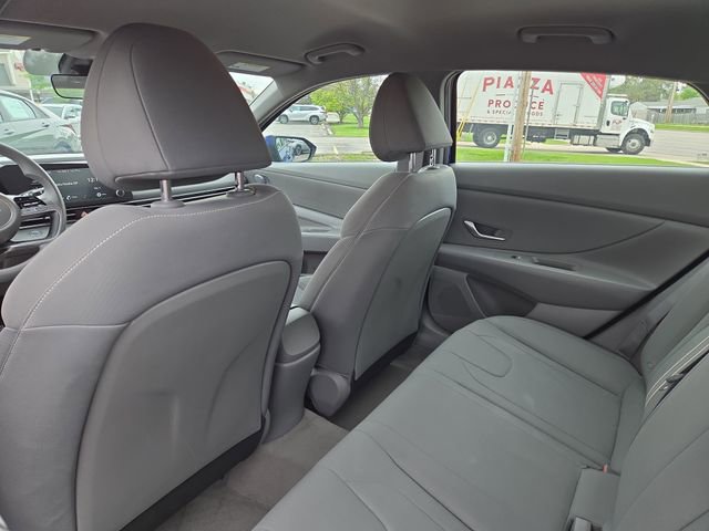 Certified 2023 Hyundai Elantra SEL FWD image 25