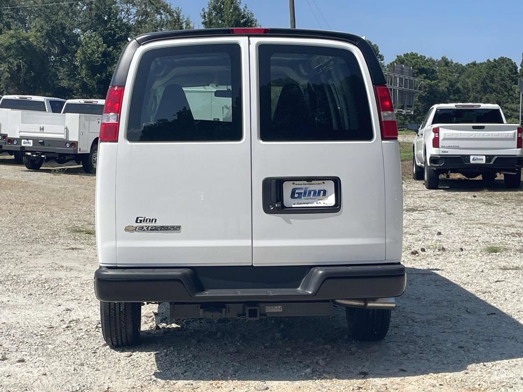 New 2026 Chevrolet Express 2500 w/ Driver Convenience Package RWD image 3
