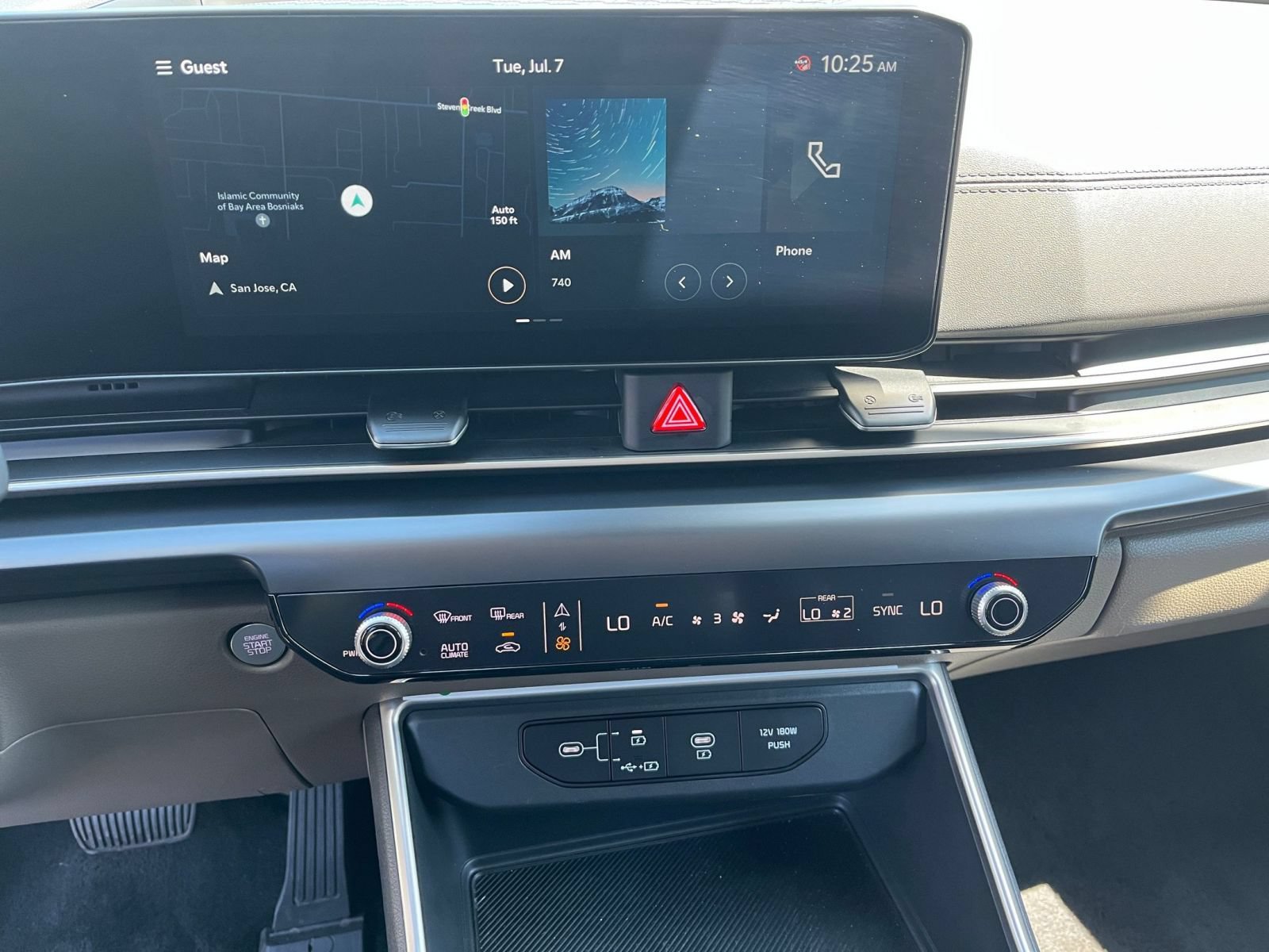 Used 2026 Kia Carnival FWD image 17