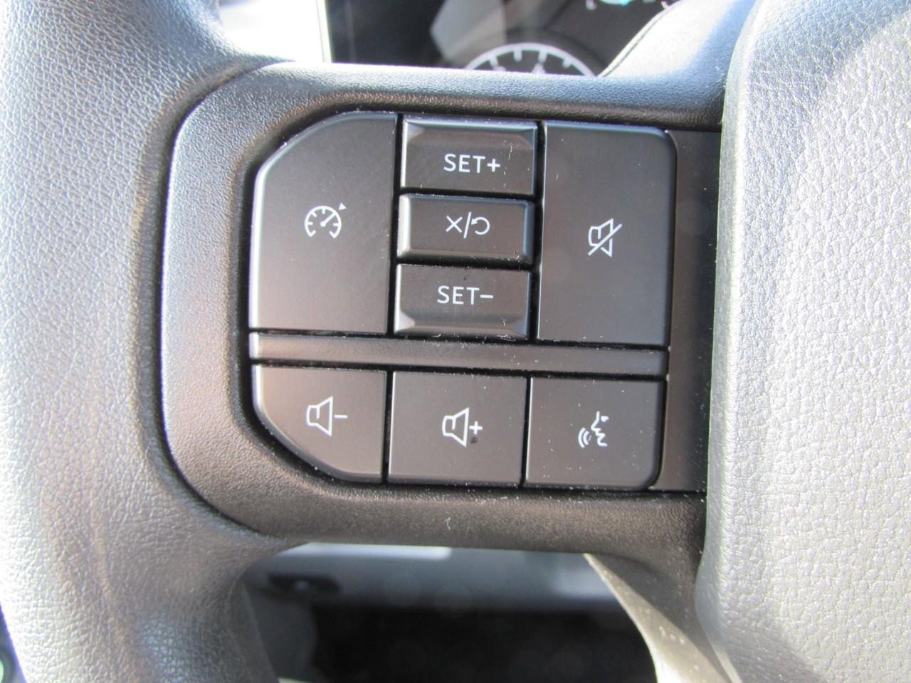 Used 2025 Ford F250 XL w/ XL Off-Road Package image 18