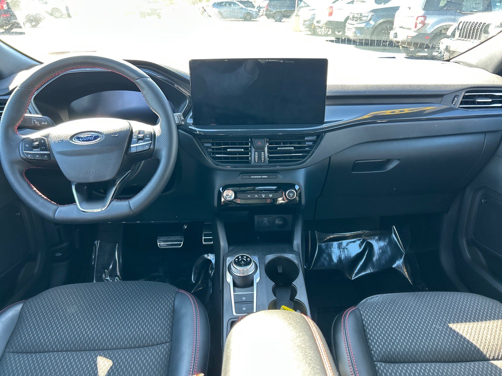 Certified 2023 Ford Escape ST-Line Select w/ Tech Pack #2 image 3
