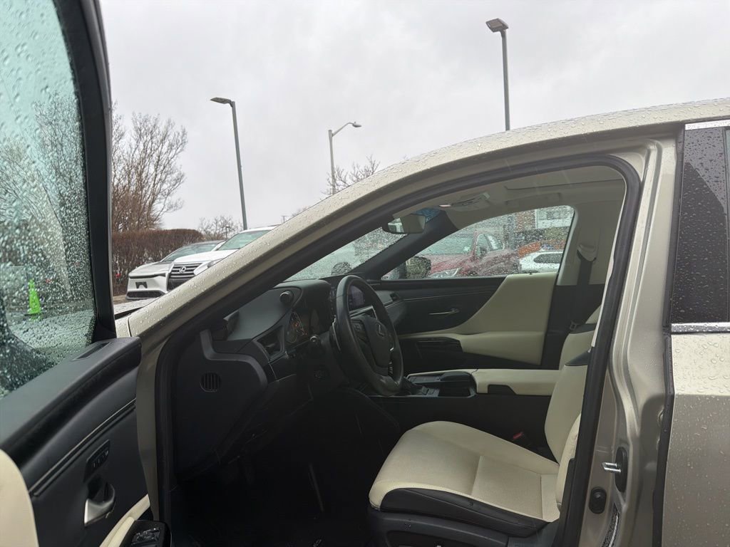 Used 2022 Lexus ES 350 350 w/ Premium Package image 24