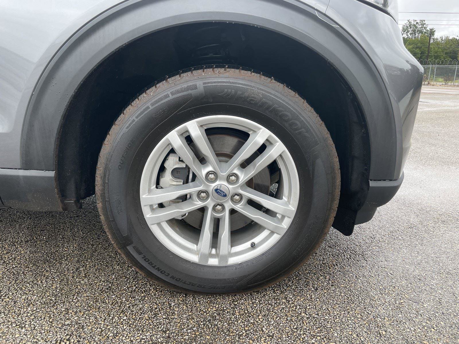 Certified 2022 Ford Explorer XLT w/ Equipment Group 202A image 46