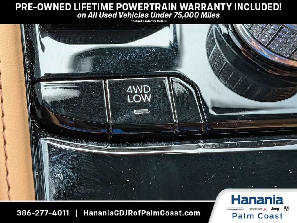 Used 2026 Jeep Grand Cherokee Summit w/ Obsidian Package AWD/4WD image 26