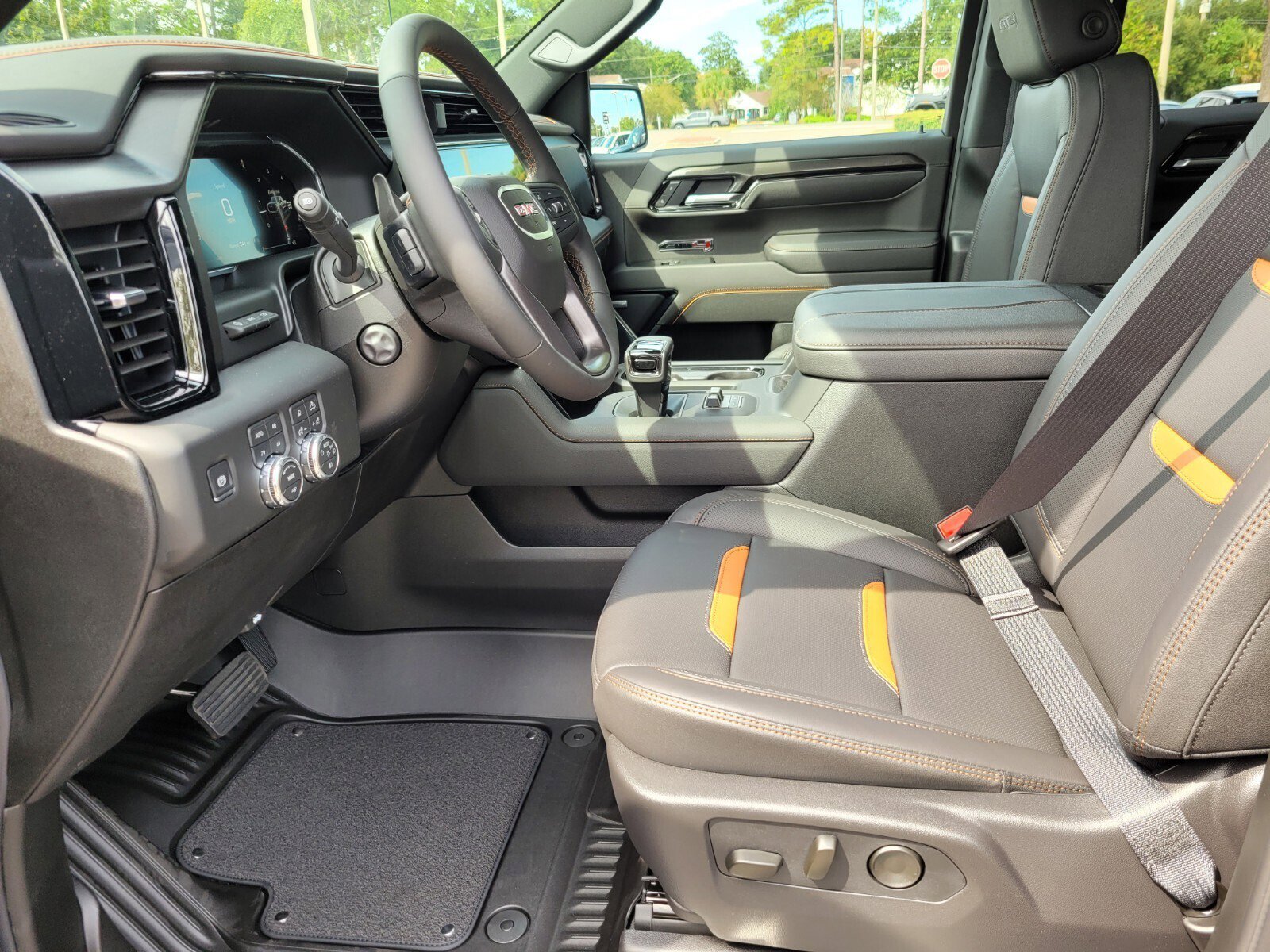 New 2026 GMC Sierra 1500 AT4 w/ AT4 Premium Package image 3