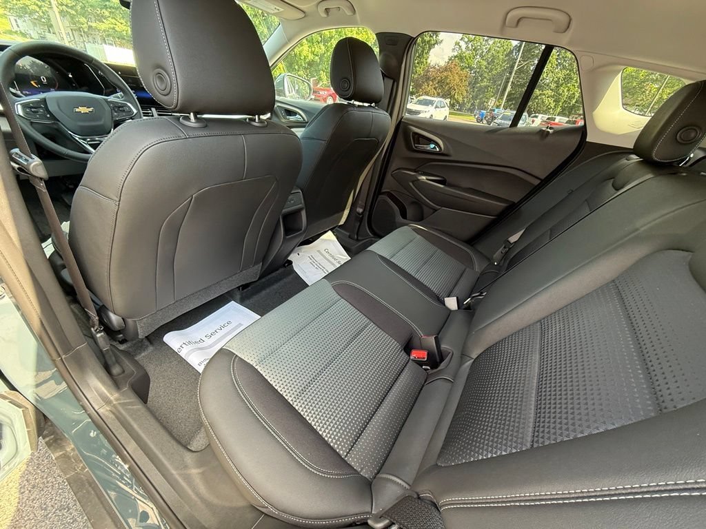 New 2026 Chevrolet Trax LT w/ LT Convenience Package FWD image 22
