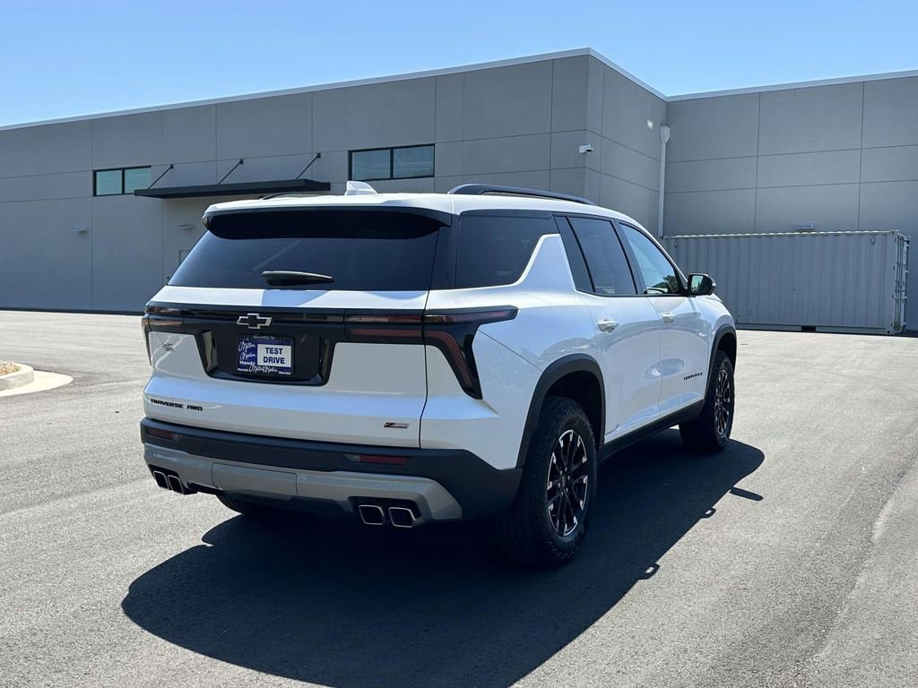 Used 2024 Chevrolet Traverse Z71 AWD/4WD image 27