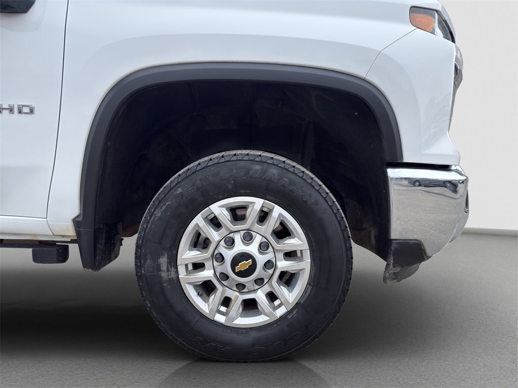 Used 2024 Chevrolet Silverado 2500 LT image 18