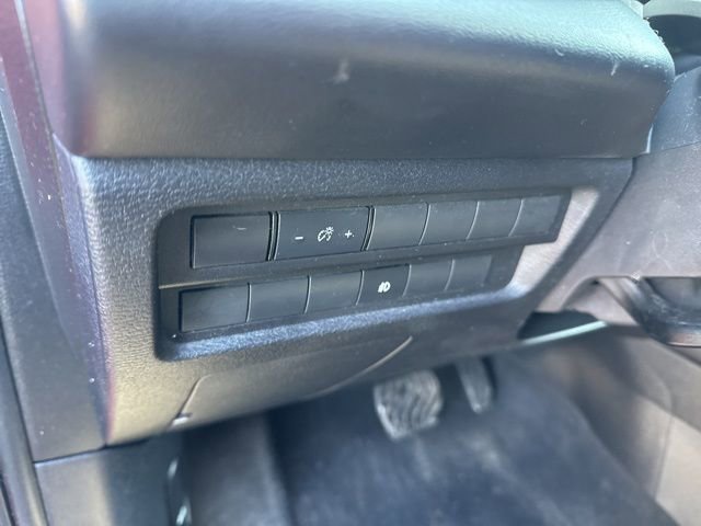 Used 2022 Mitsubishi Outlander ES image 19