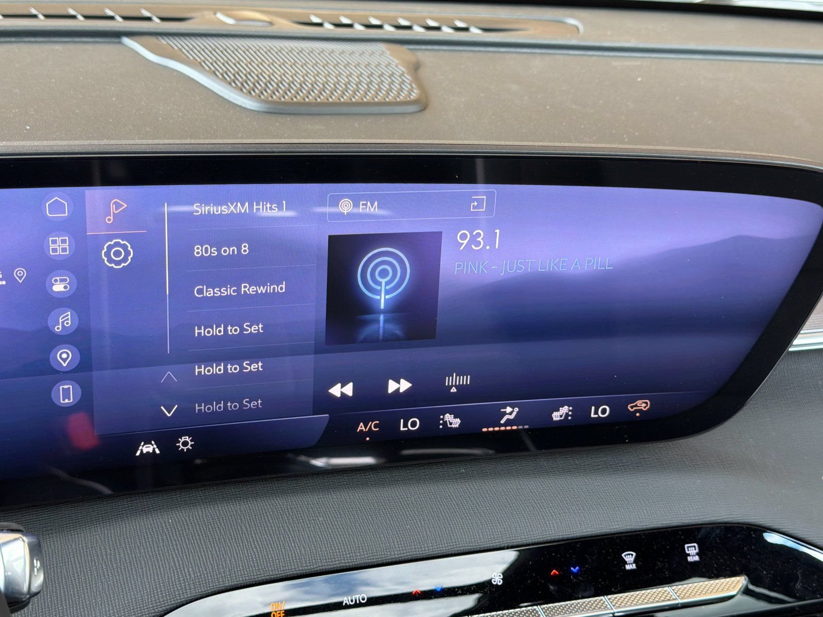 New 2026 Buick Enclave Sport Touring w/ Power Package FWD image 19