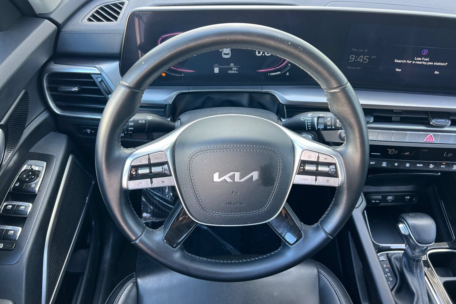 Used 2024 Kia Telluride S FWD image 15