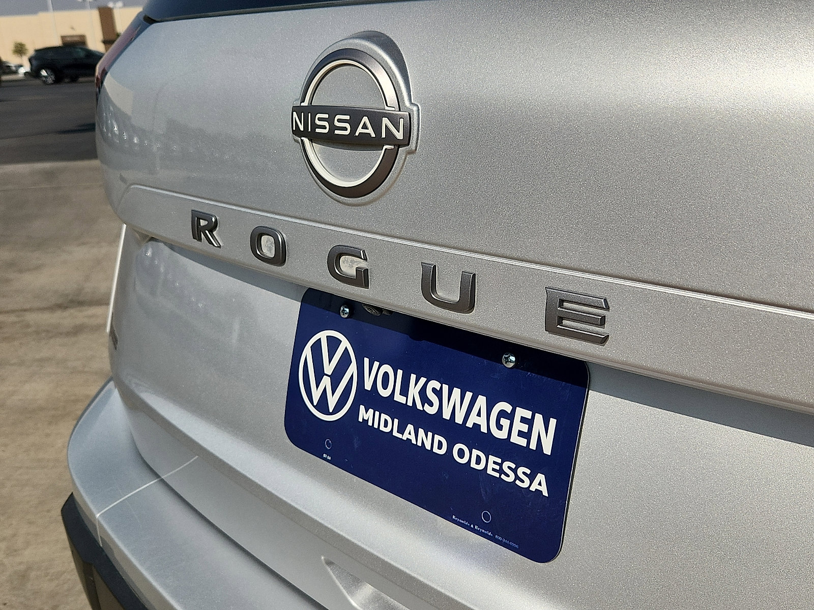 Used 2024 Nissan Rogue S FWD image 10