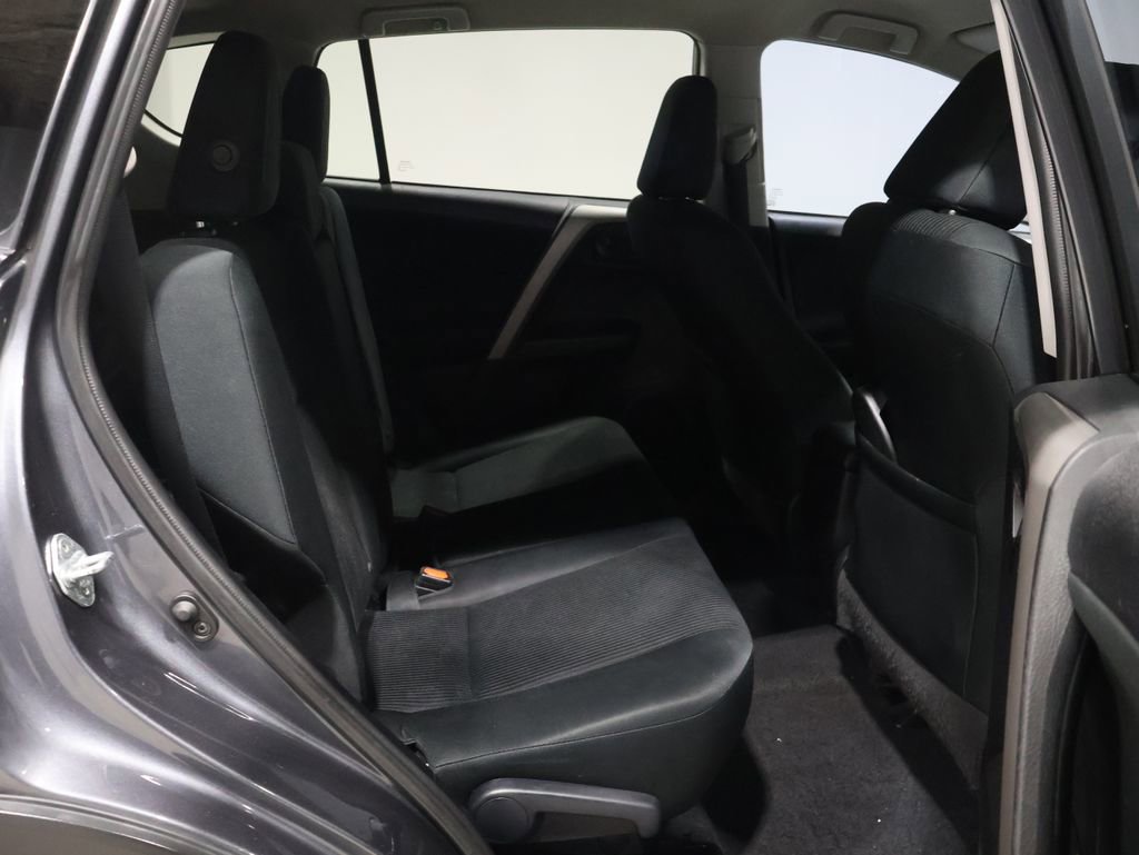 Used 2016 Toyota RAV4 LE image 20