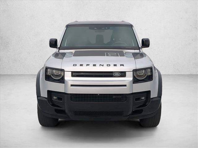 Used 2023 Land Rover Defender 110 X-Dynamic SE AWD/4WD image 2