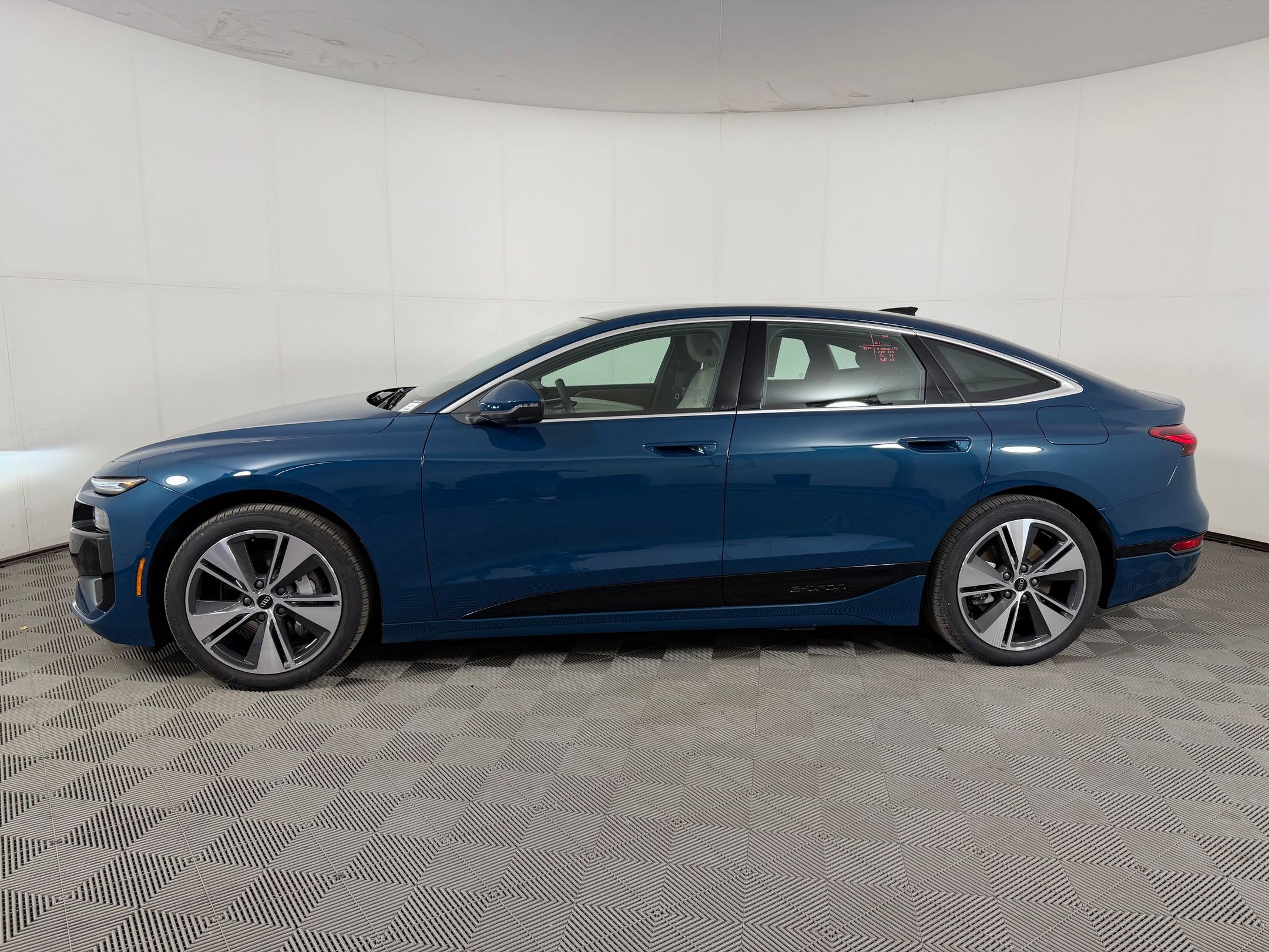 Certified 2025 Audi A6 e-tron Premium w/ Convenience Package image 2