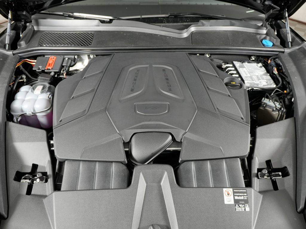 New 2026 Porsche Cayenne Coupe AWD/4WD image 41