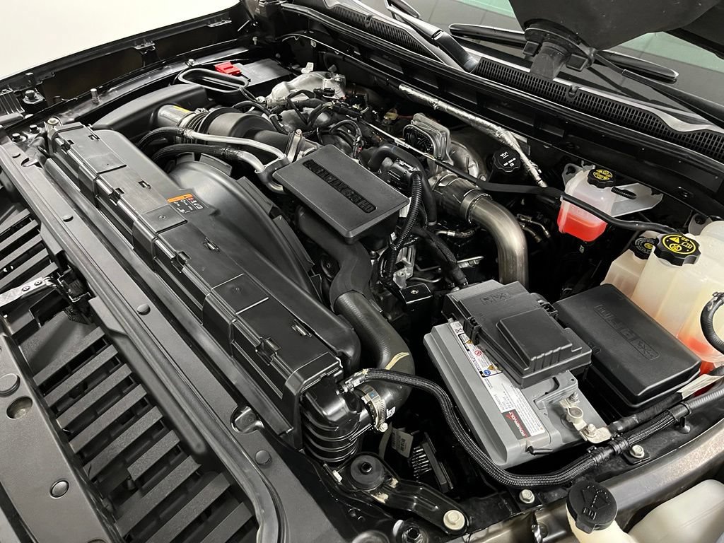 Used 2024 GMC Sierra 3500 AT4 w/ Technology Package AWD/4WD image 59