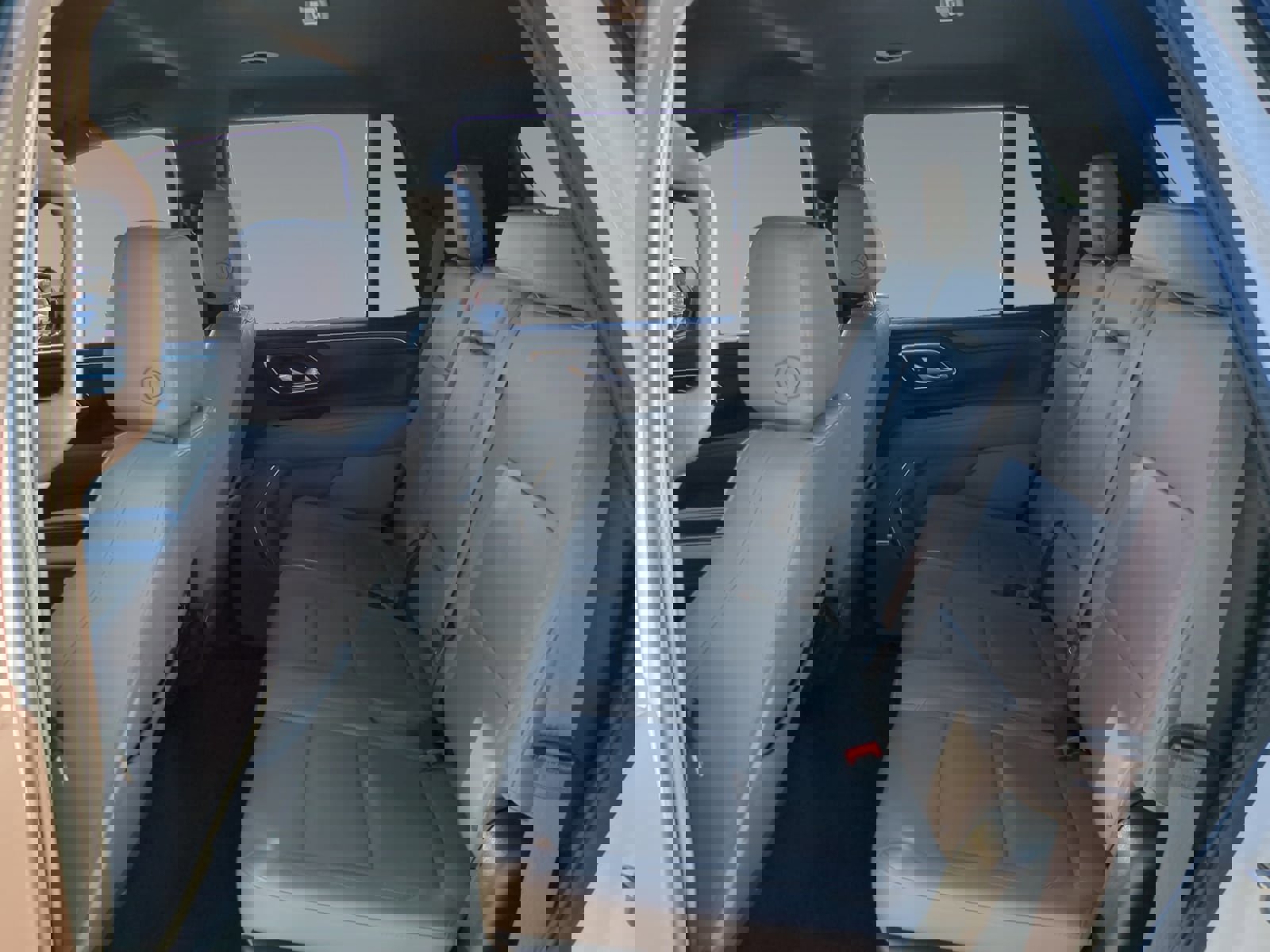 Used 2024 Chevrolet Tahoe LT image 13