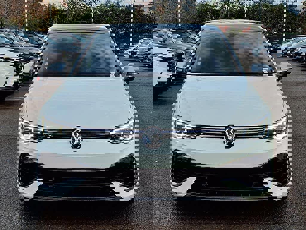 Used 2024 Volkswagen Golf R image 2