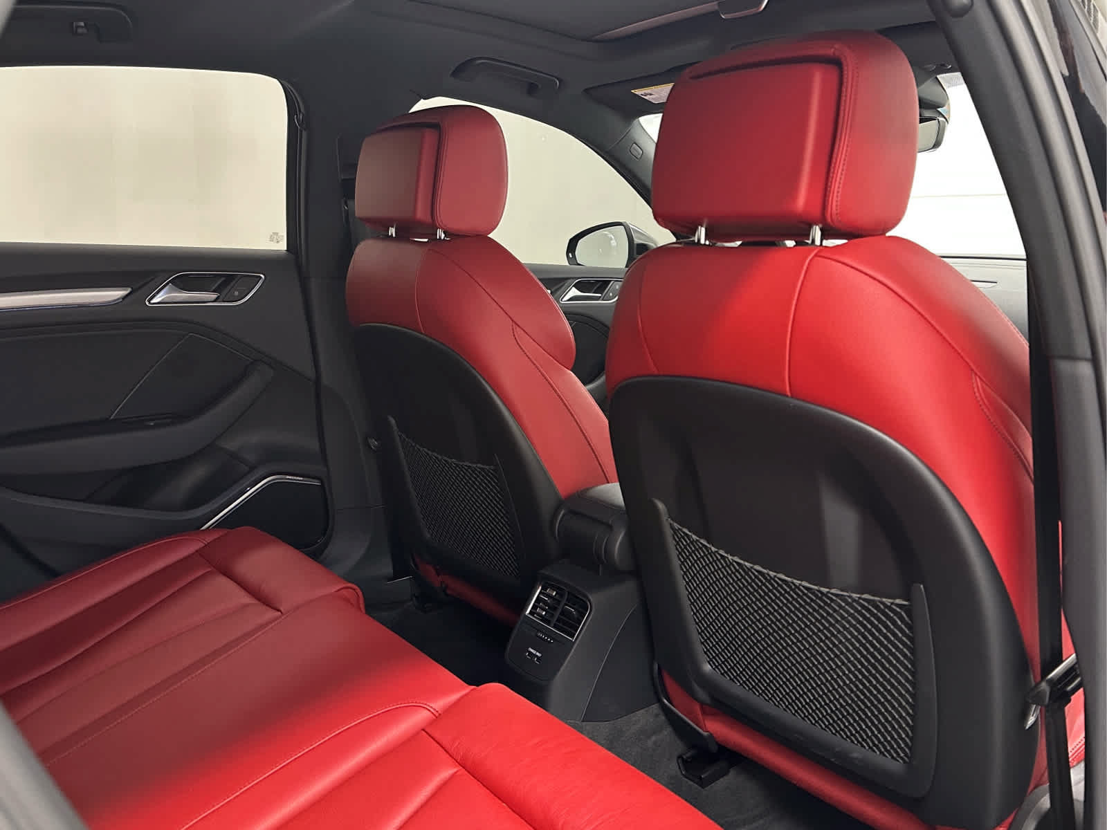 Used 2020 Audi S3 Premium Plus w/ Premium Plus Package AWD/4WD image 20