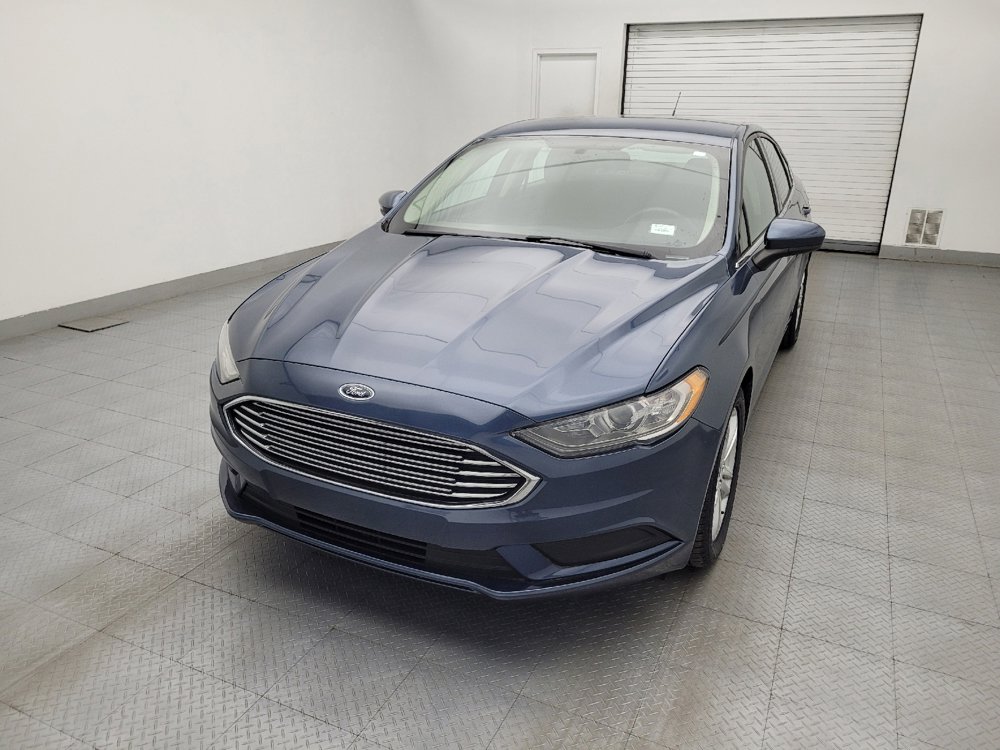 Used 2018 Ford Fusion SE w/ Fusion SE Technology Package FWD image 15