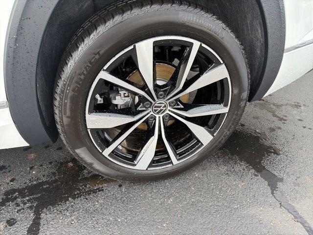 New 2026 Volkswagen Atlas SEL Premium R-Line AWD/4WD image 11