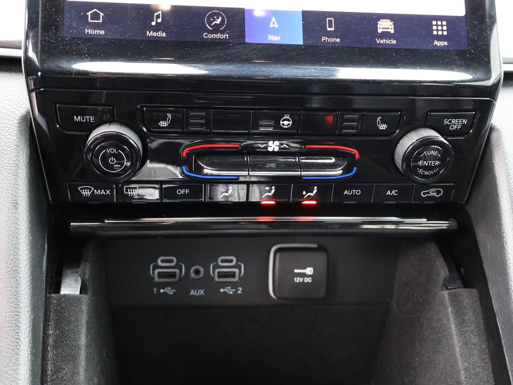 Used 2021 Jeep Grand Cherokee L Limited AWD/4WD image 32